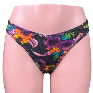 NWT Victoria's‎ Secret PINK Ribbed Cotton Tropical Floral Thong Panty Medium